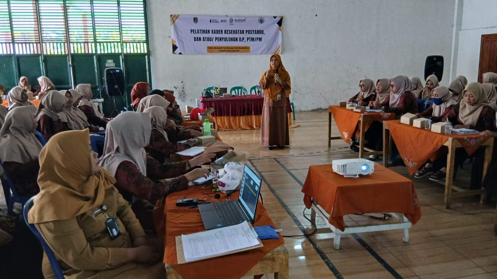 Pelatihan Kader Kesehatan Posyandu dan Penyuluhan ILP, PTM/PM Desa Sidamulya